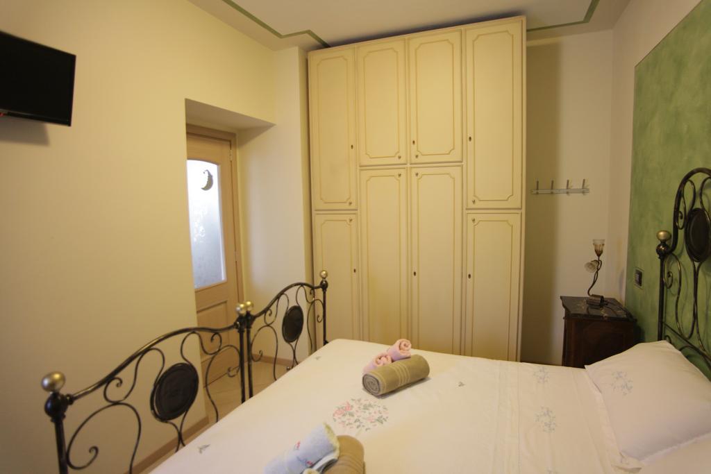 Bed&Breakfast Luna San Giovanni Bianco Zimmer foto